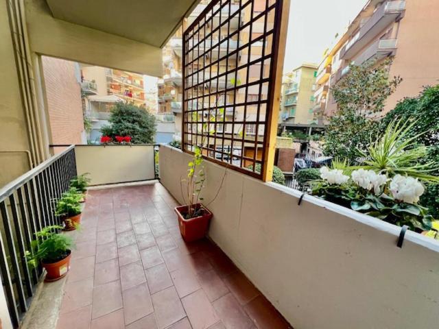 Appartement La Casa Delle Camelie à Rome Extérieur photo